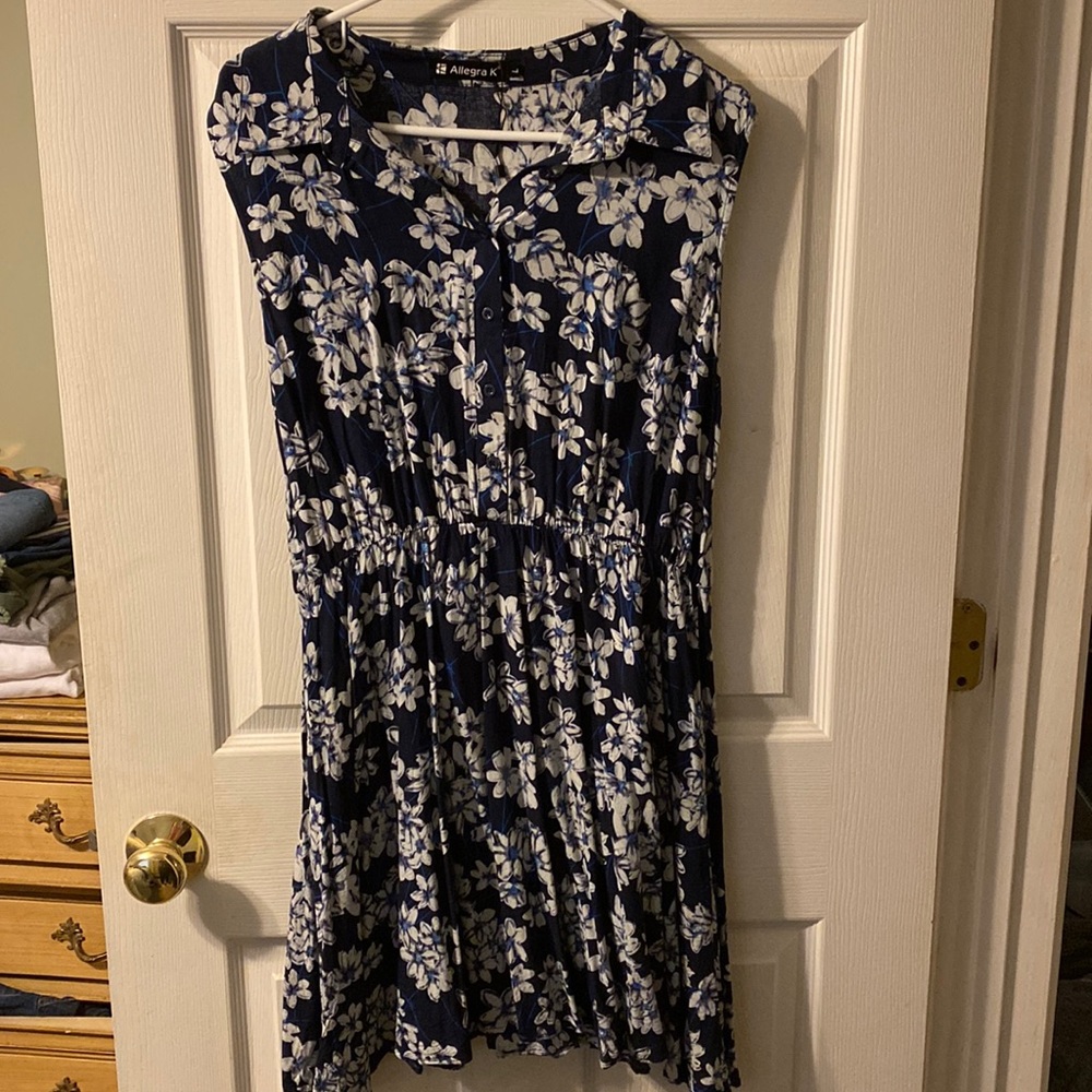 Blue floral print dress